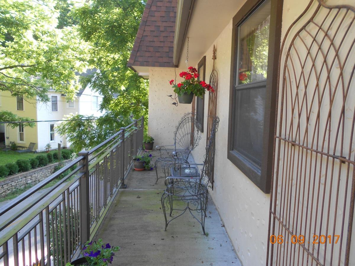 Benton Place Inn Eureka Springs Exterior foto
